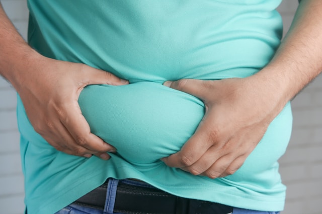 7-Day Flat Belly Challenge: Simple Habits to Help You Feel Lighter and More Confident
