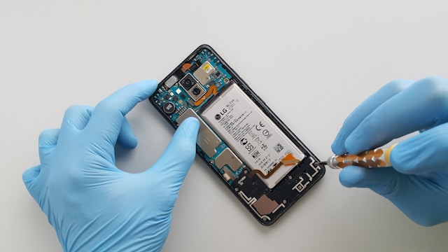 How to Fix a Phone Battery That Runs Out Too Quickly