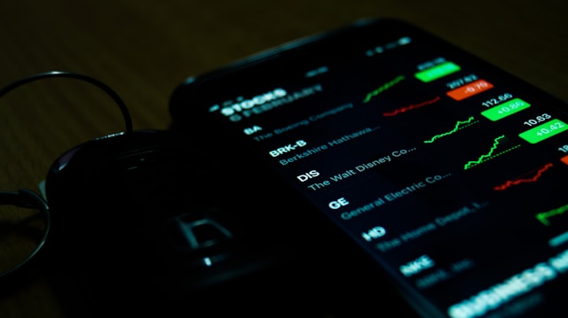 Common Stock Explained: What It Is, How It Works, and Benefits for Investors