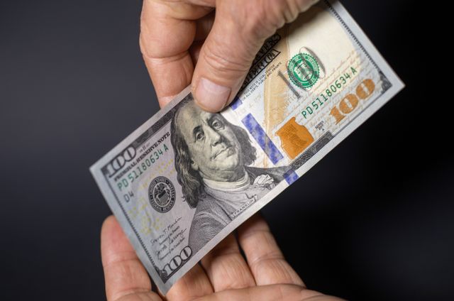 How to start investing with $100 as a beginner