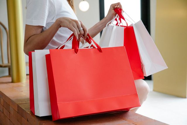 How Wealthy People Spend Their Money:  12 Habits That Build Long-Term Wealth